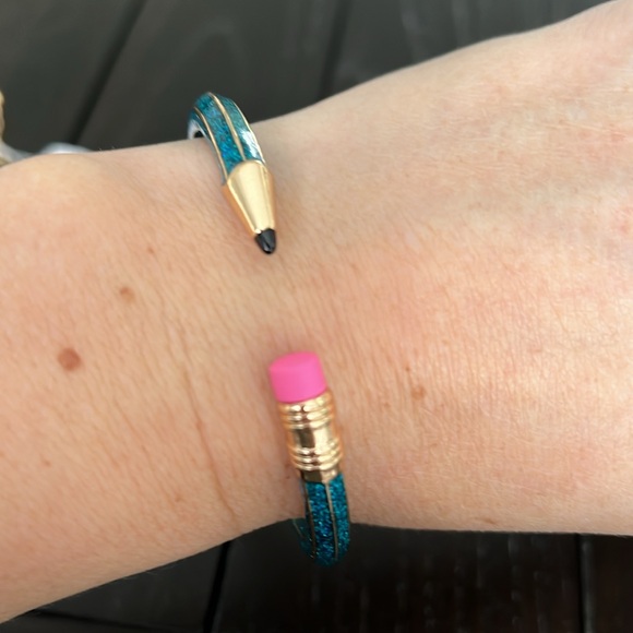 Betsey Joh Jewelry Set - Picture 14 of 14